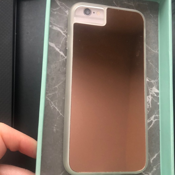 iPhone 7/8 cases - Picture 2 of 2